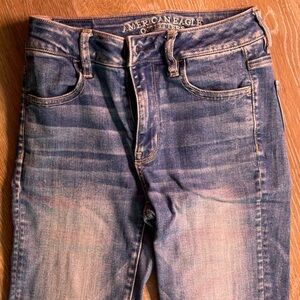 AEO women faded blue jegging, size 00s